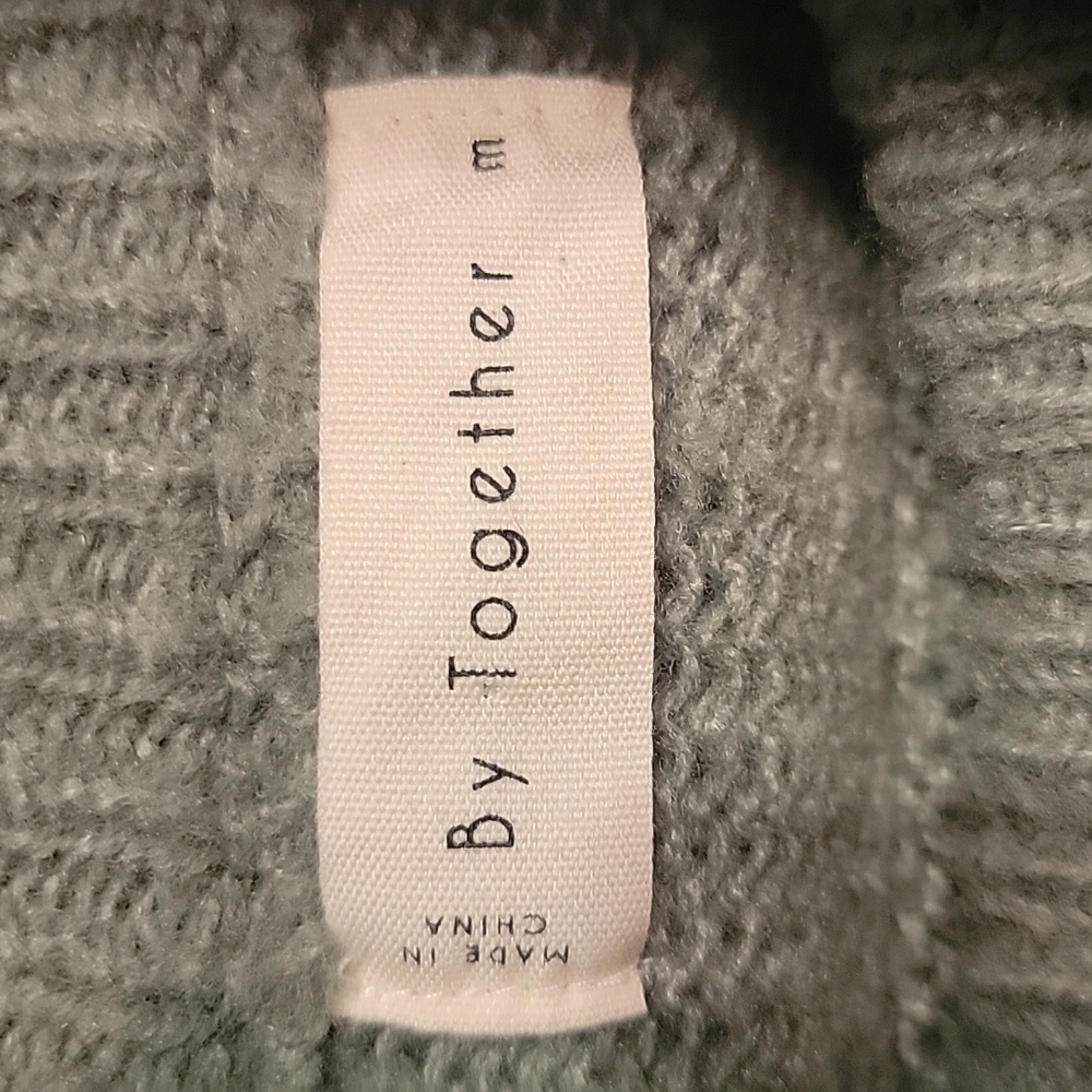 Sweater - Picture 7 of 7